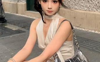 探索Umeko J新作图库：阿卡丽用影像讲述动人故事.txt